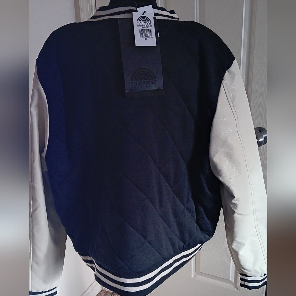 Black and Cream Southpole Varsity Jacket Women's Size 2X New With Tags - Picture 3 of 6